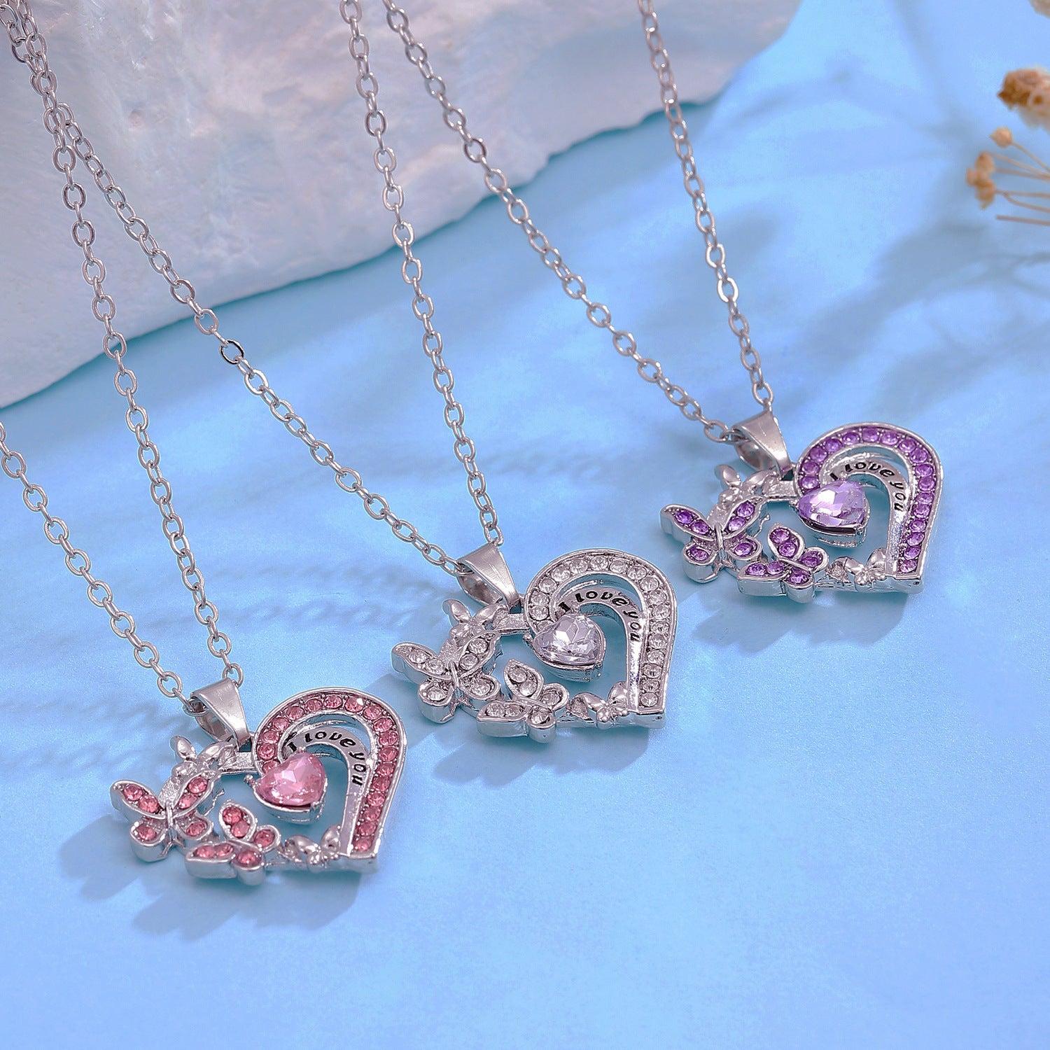 Rhinestones Heart-shaped Chain Pendant Necklace