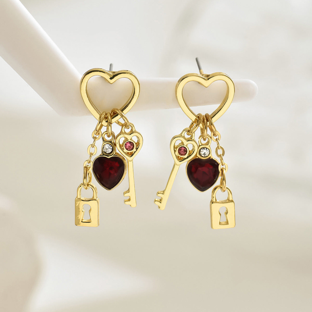 Luxury Earrings With Rhinestone Diamond Lock-shaped